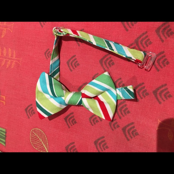 Holiday tie/bow tie set. Toddler size - Picture 2 of 5